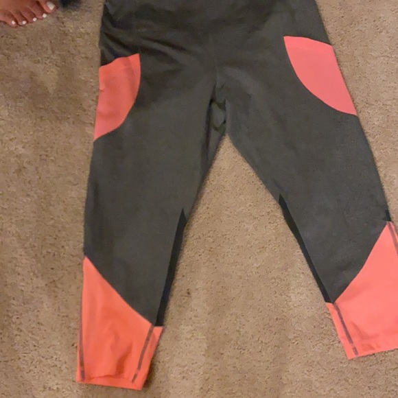 Matching set - Picture 2 of 2